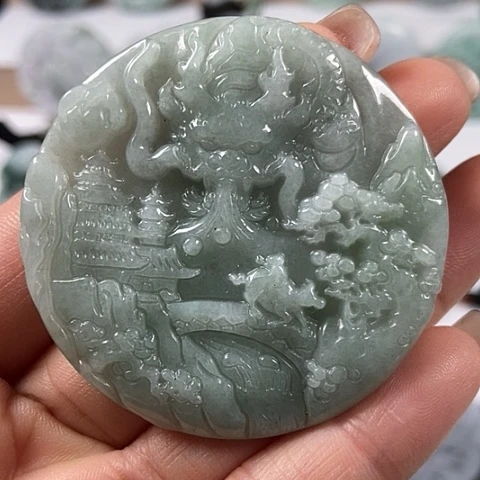 翡翠颈饰未镶嵌龙行天下福利