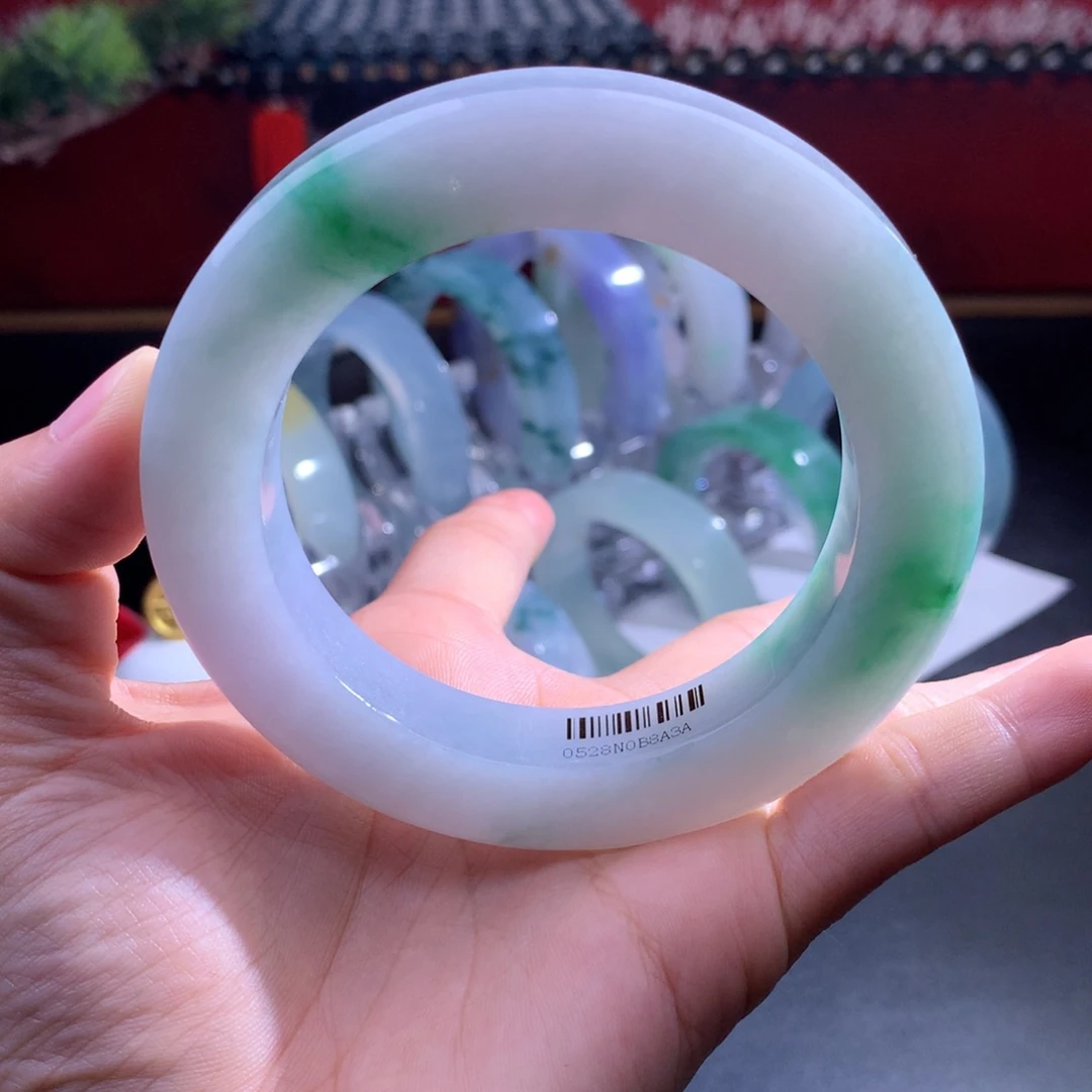 定制翡翠手镯未镶嵌