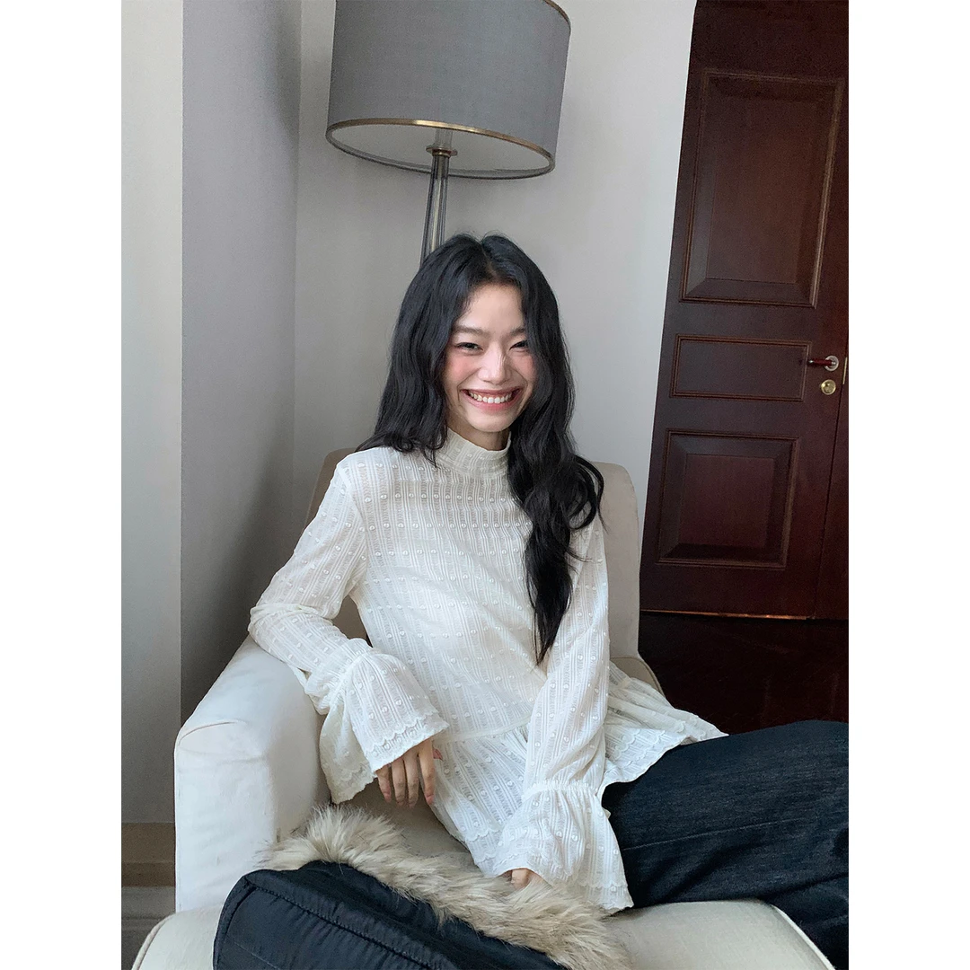 鹿见喜 半高领蕾丝打底衫女秋冬2025新款韩系慵懒内搭设计感上衣