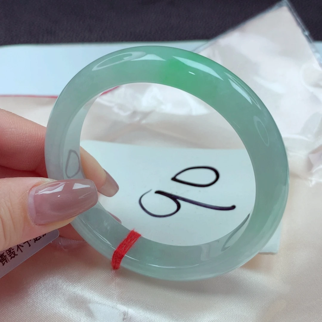 翡翠手镯未镶嵌手镯56