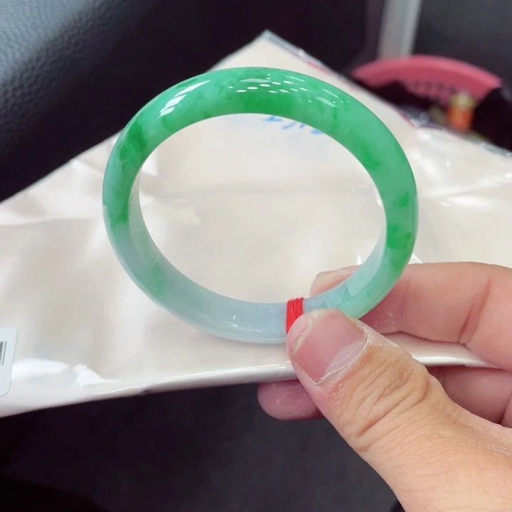 未镶嵌手镯翡翠翡翠
