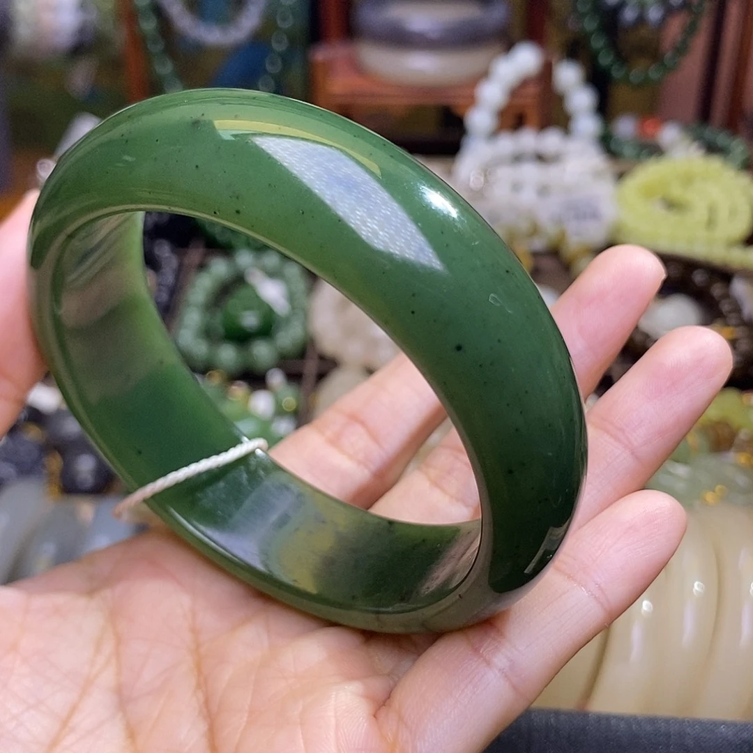 和田玉未镶嵌颈饰59 碧玉轮胎手镯