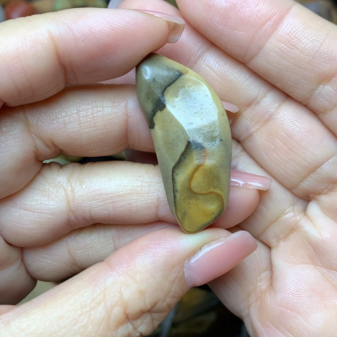 567899876432456787653