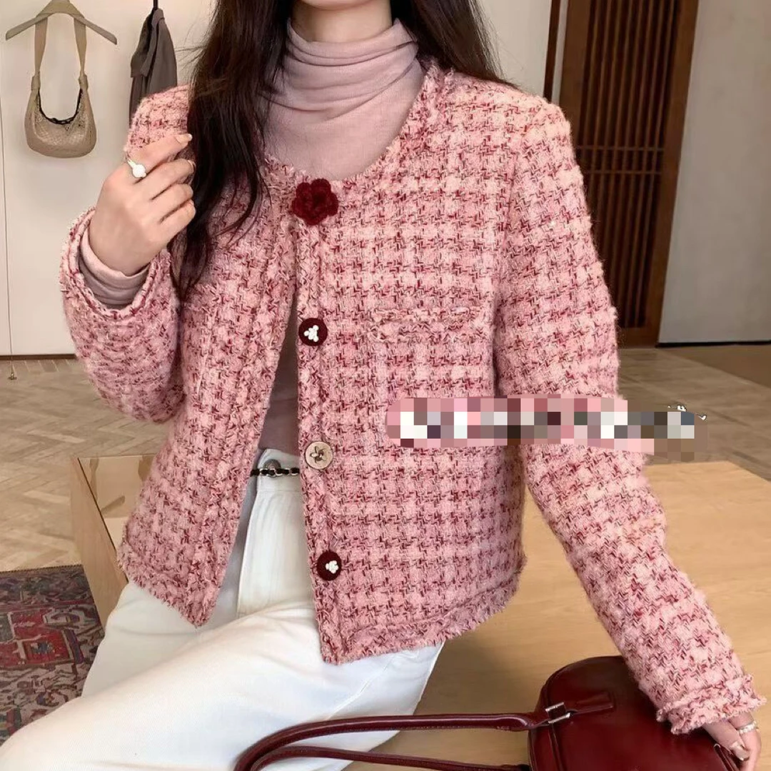 花朵扣名媛粉色毛呢小香风夹棉外套冬新短款气质显瘦上衣女