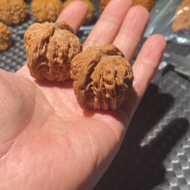 美***来吊坠文玩核桃四座楼