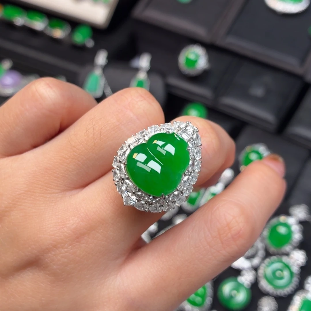 翡翠18K金镶嵌颈饰019葫芦两用