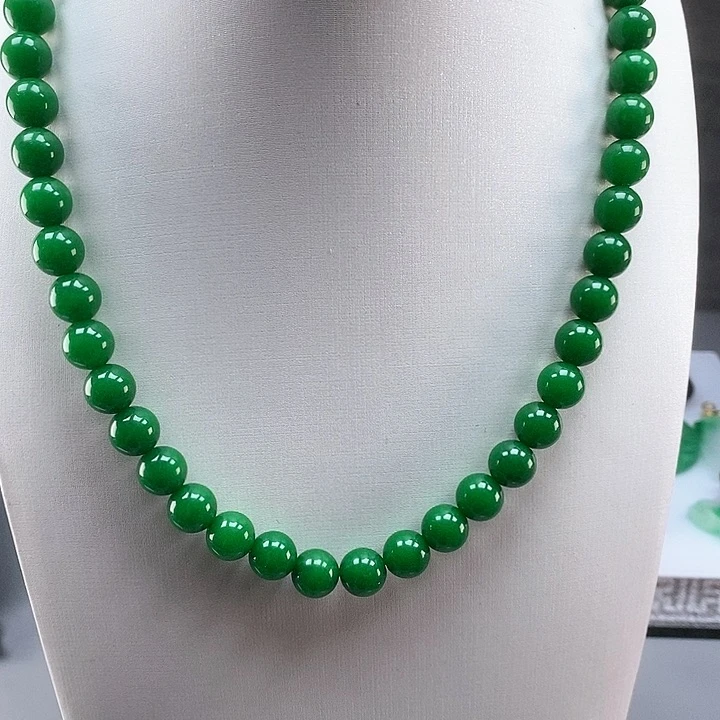 翡翠颈饰未镶嵌项链