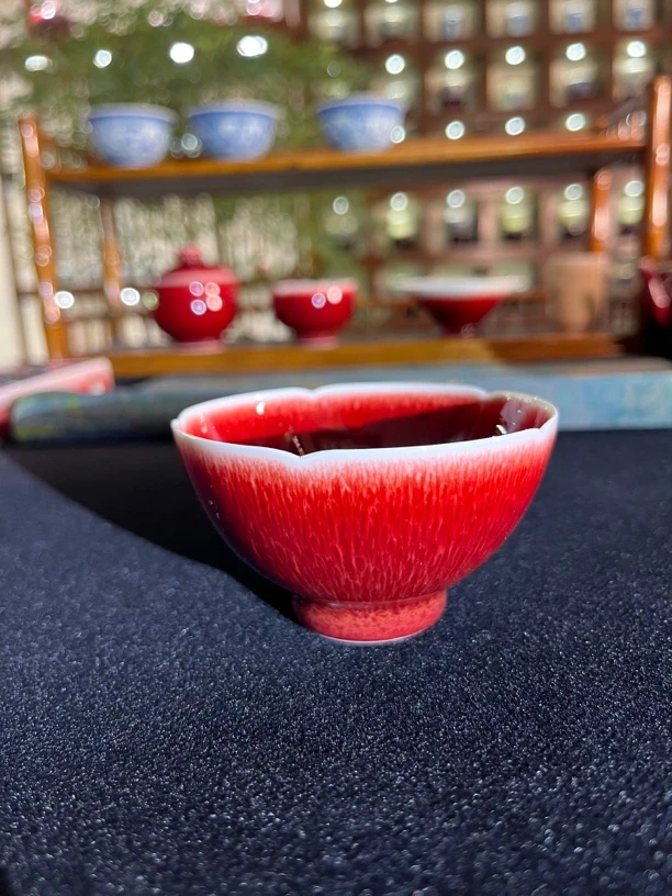 景德镇原矿郎红 花口鸡心杯80cc