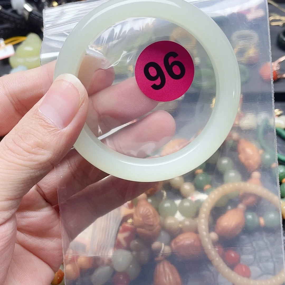未镶嵌手镯和田玉C*L