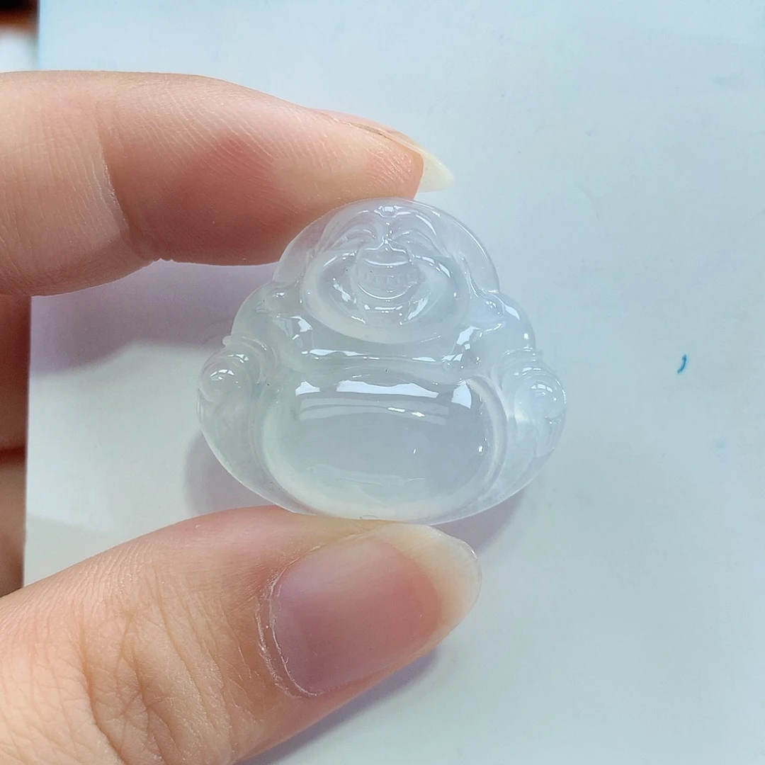 翡翠未镶嵌颈饰佛