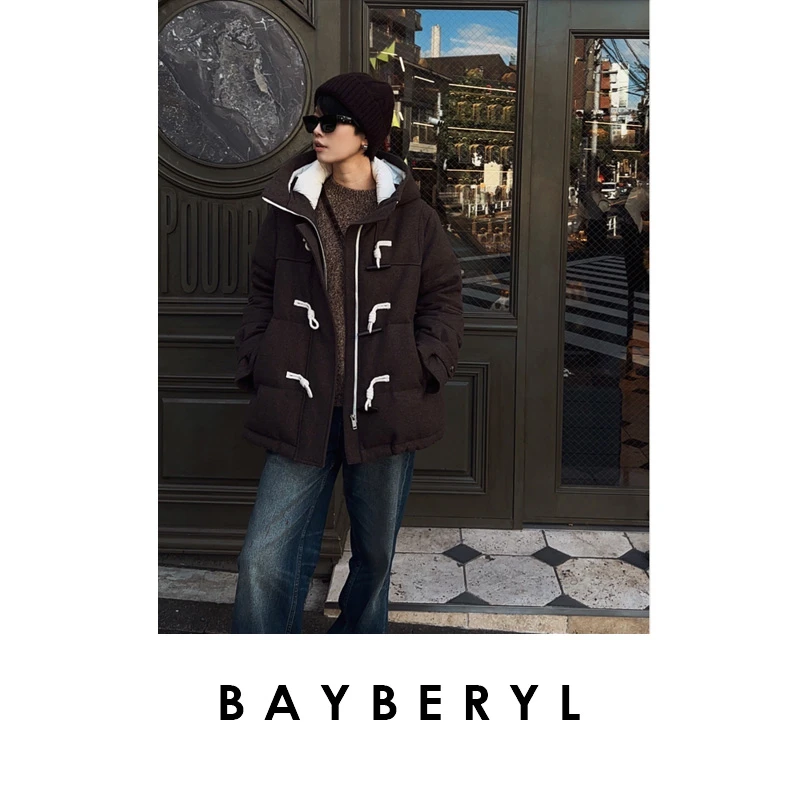 CC12-BAYBERYL老贝戴克牛角*学院风休闲厚冬连帽羽绒服YRF5J1802