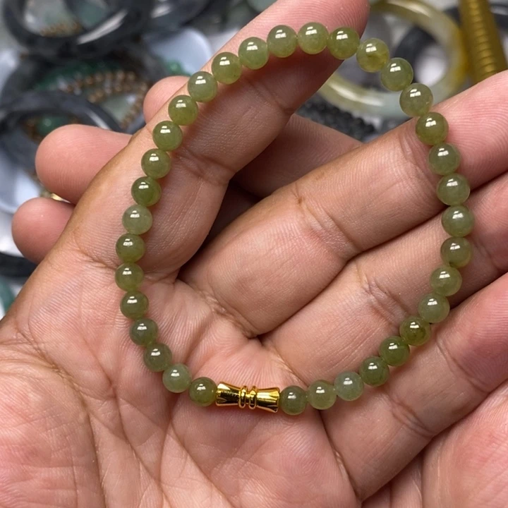 定制翡翠未镶嵌毛货需要抛光请慎拍