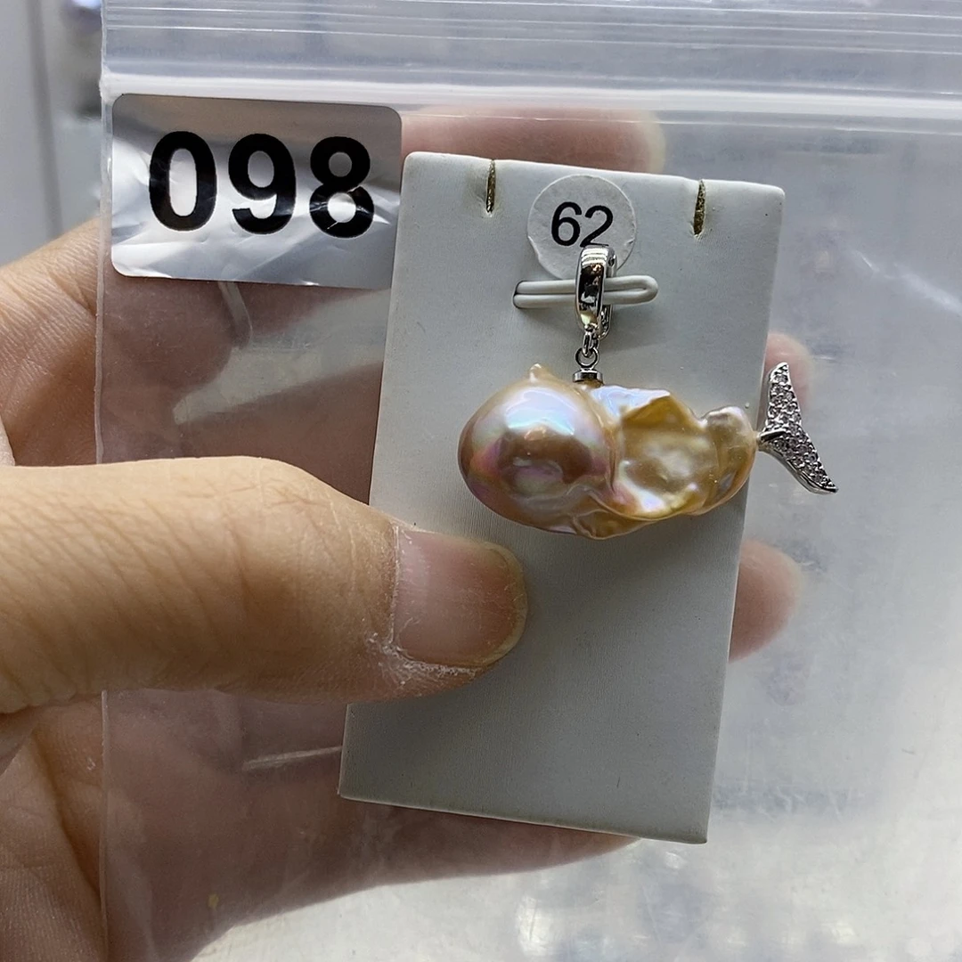 颈饰合金淡水珍珠