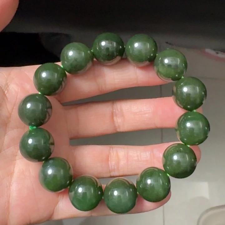 和田玉未镶嵌颈饰菠菜绿16