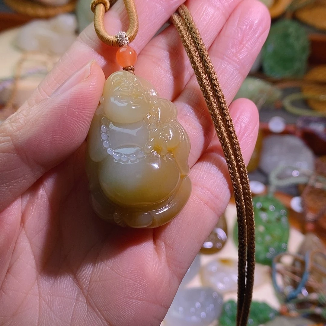 和田玉颈饰未镶嵌Q**猫