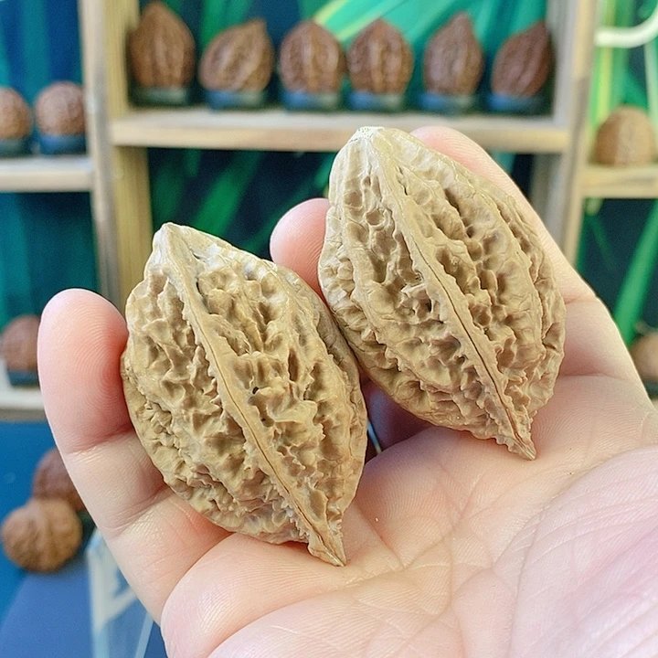 文玩核桃吊坠锤尾枪