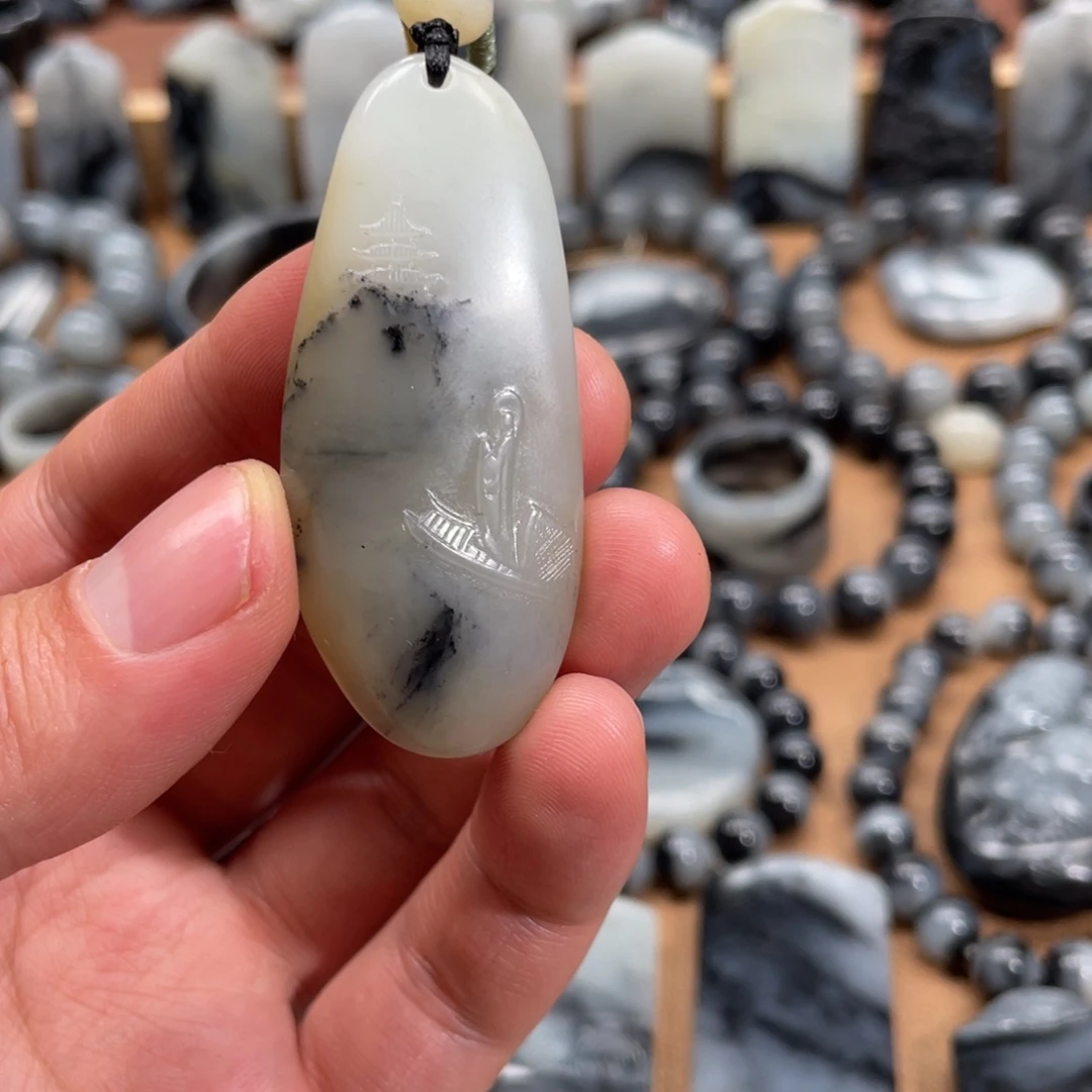 和田玉未镶嵌挂件