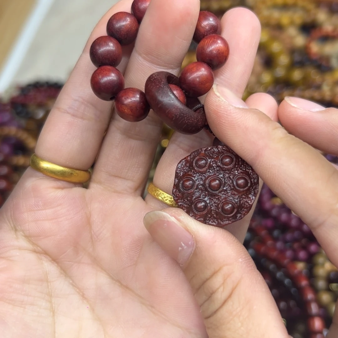 维腊木（绿檀）无事牌