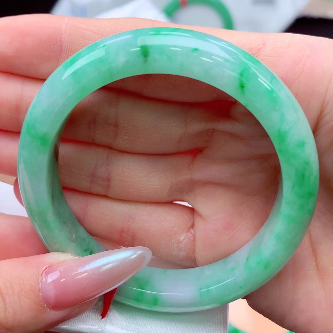 未镶嵌手镯翡翠翡翠