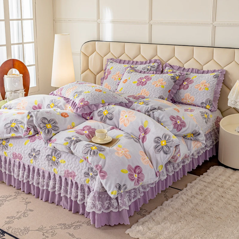 【牛奶绒床盖四件套】双层蕾丝防静电防滑不掉毛加厚加密保暖9斤±