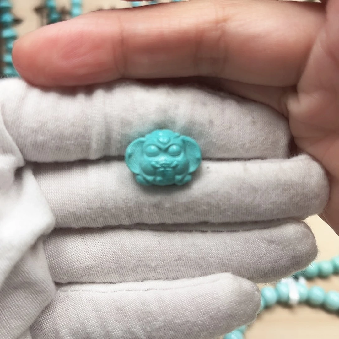 绿松石雕刻未镶嵌小*