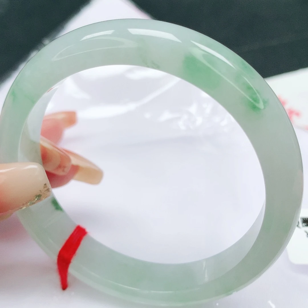 未镶嵌手镯翡翠有包容31