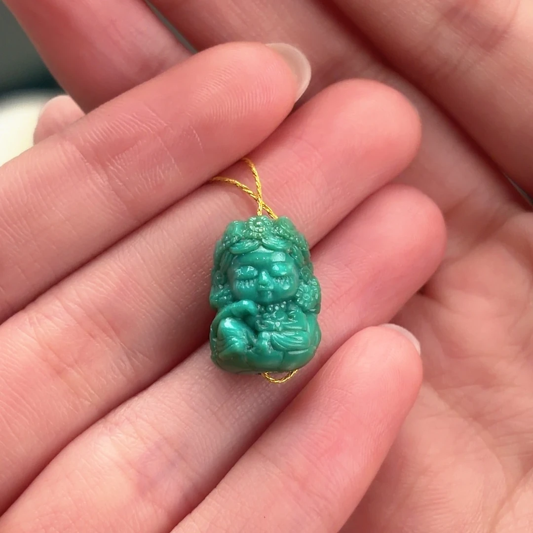 绿松石未镶嵌颈饰