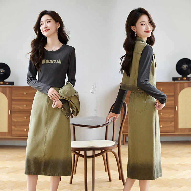 牛仔套装女秋季新款炸街休闲减龄松弛感显瘦马甲半身裙三件套