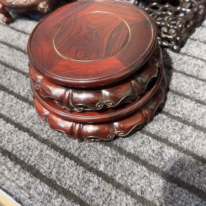 金***5工艺品的销售收入达到