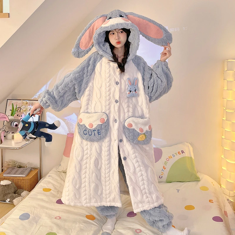 新款珊瑚绒睡衣女秋冬季加厚保暖可爱卡通睡袍法兰绒家居服女士套