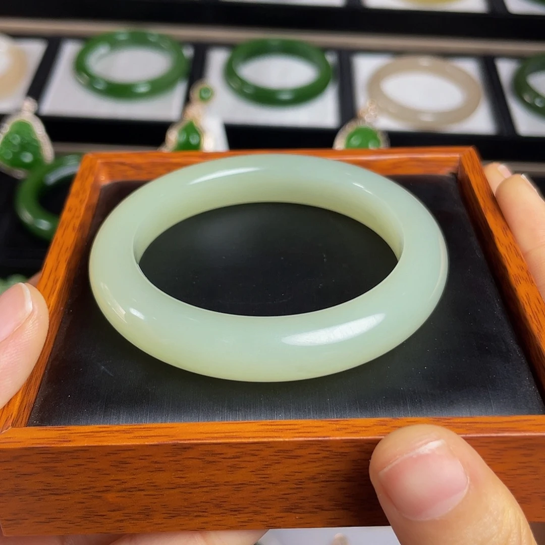 和田玉手镯55.1未镶嵌