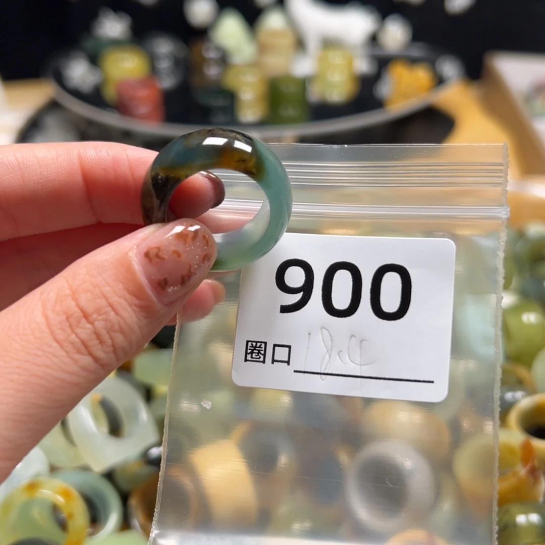小***꙳蛇纹石玉未镶嵌戒指