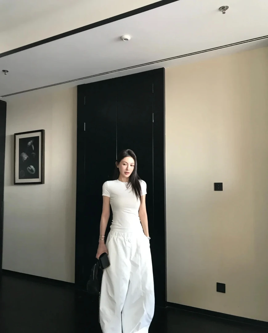 韩系修身小个子辣妹短款T短袖女