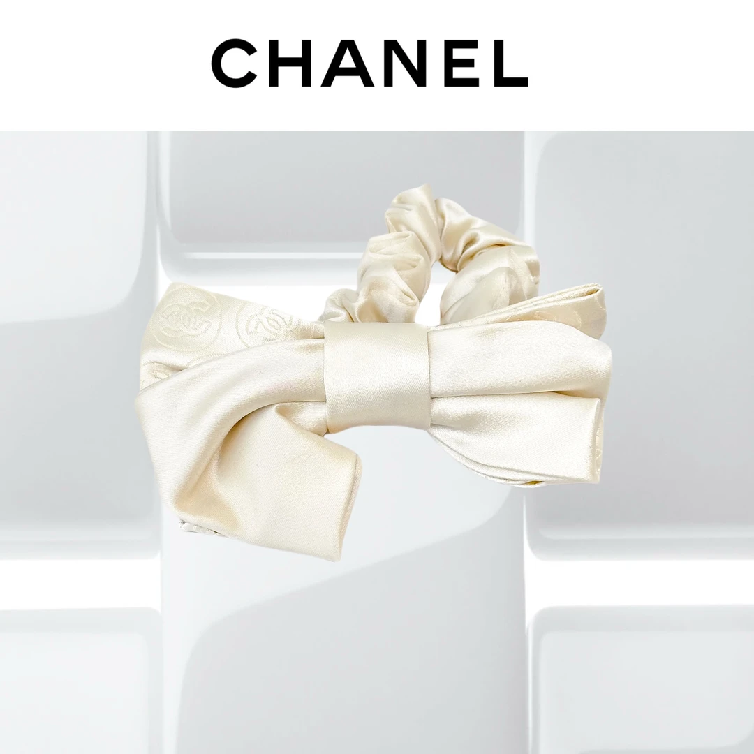 99新 Chanel/香奈儿 白色 蝴蝶结 褶皱 发圈