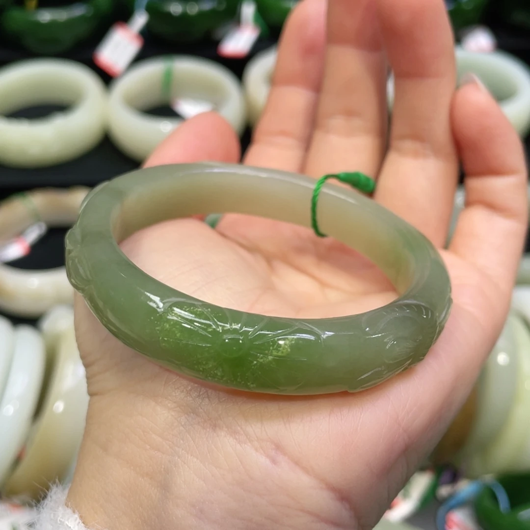 未镶嵌手镯和田玉8
