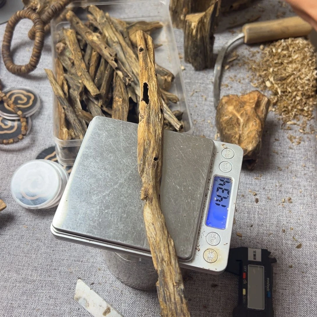 沉香碎屑沉香树心料13.8