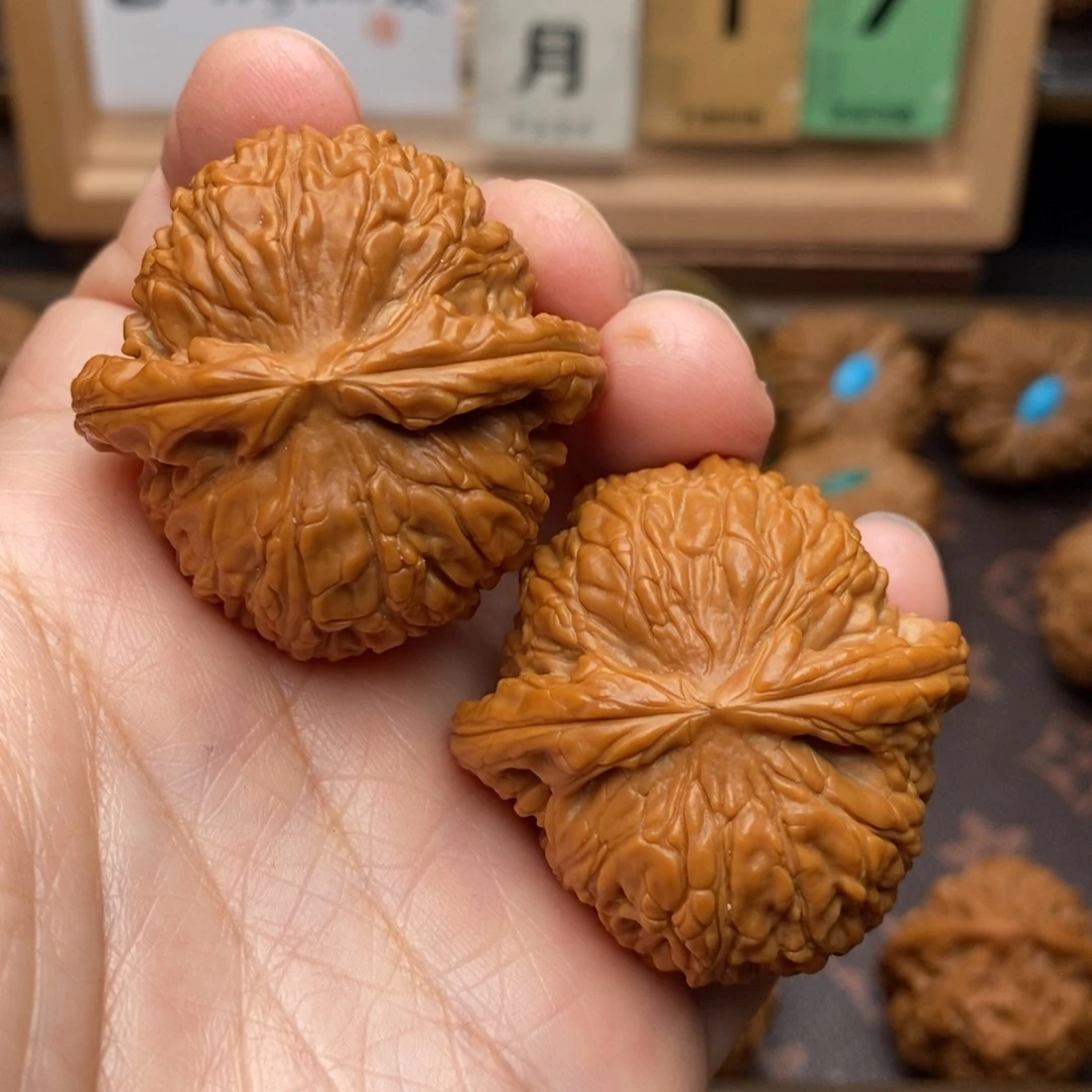 高***帅把件文玩核桃白狮子41