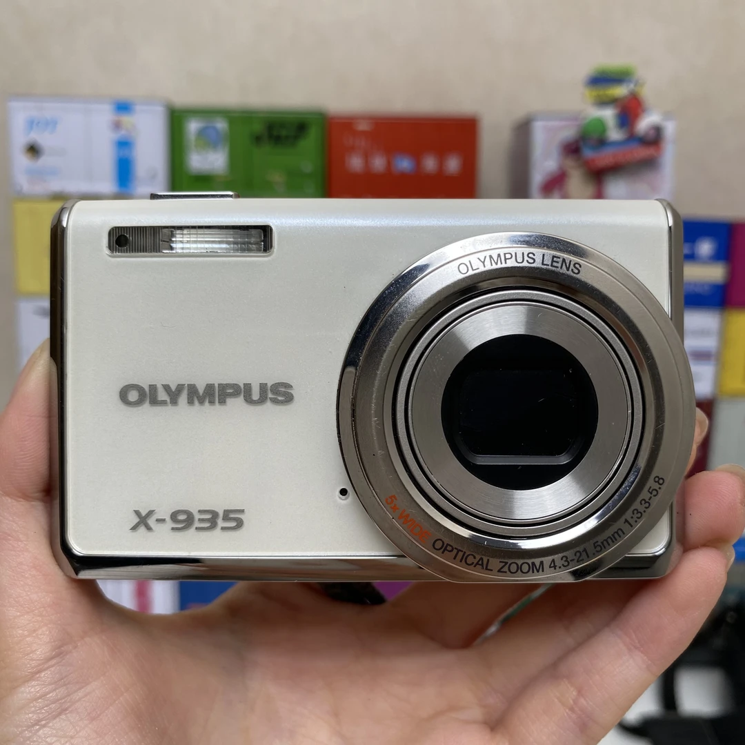 99新 Olympus/奥林巴斯 【X935】1200万像素 5倍光学变焦白色