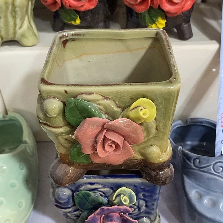 摆件陶盆有孔 瑕疵介意勿拍