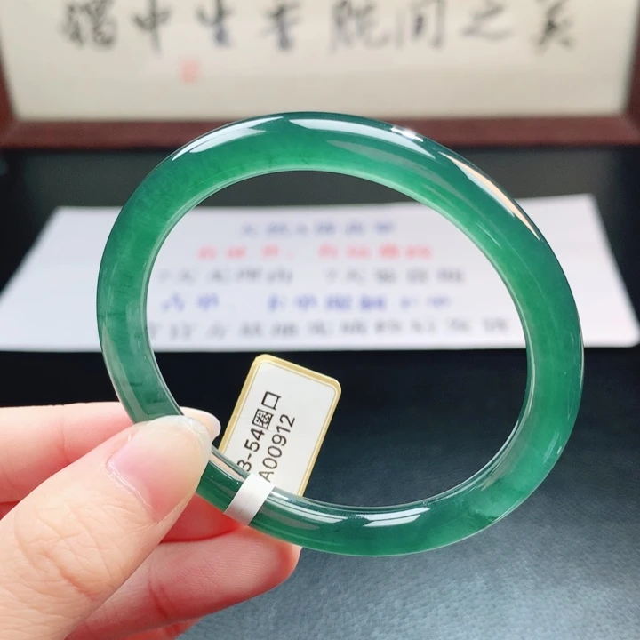 翡翠未镶嵌手镯翡翠手镯25