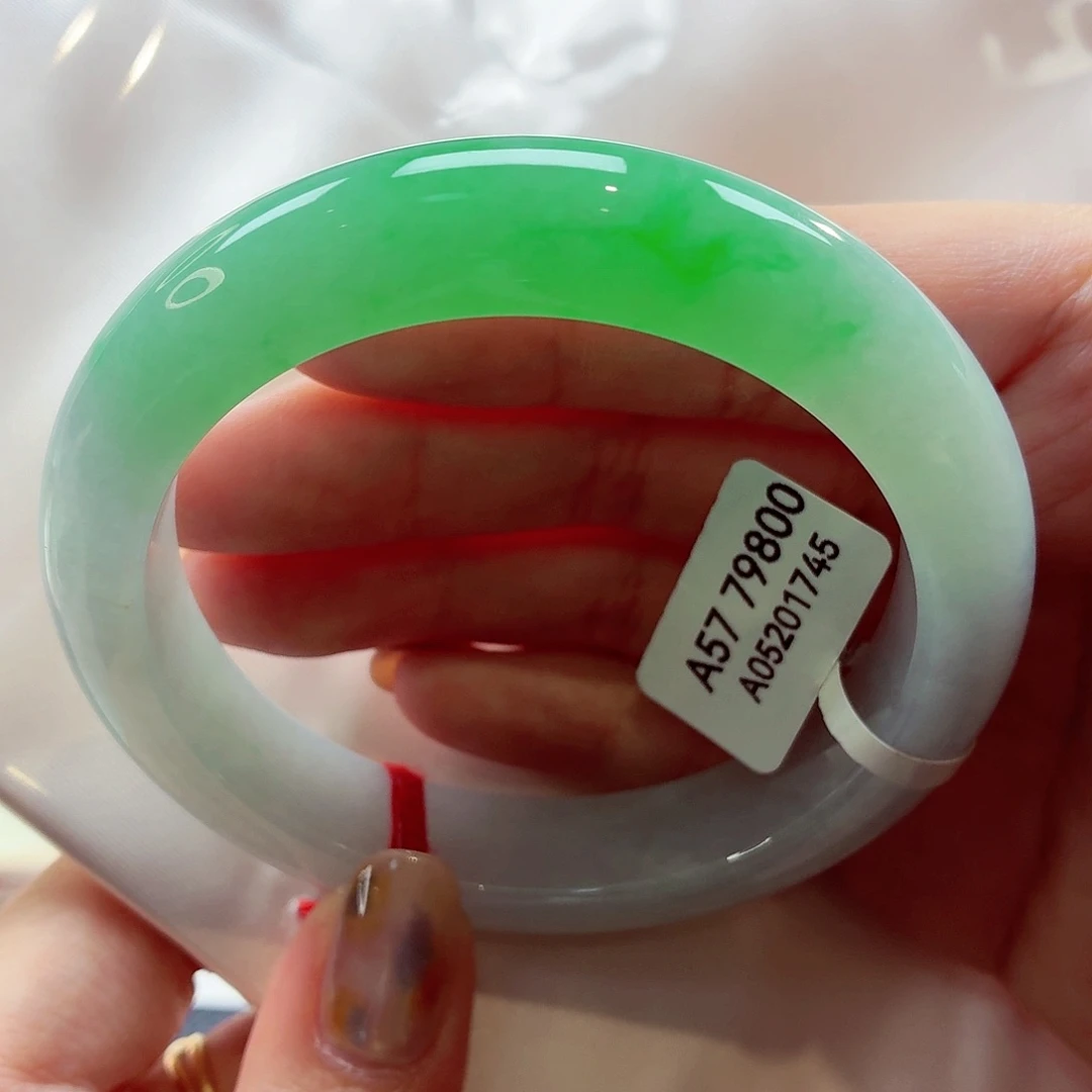 翡翠未镶嵌手镯22（25号）美人痣