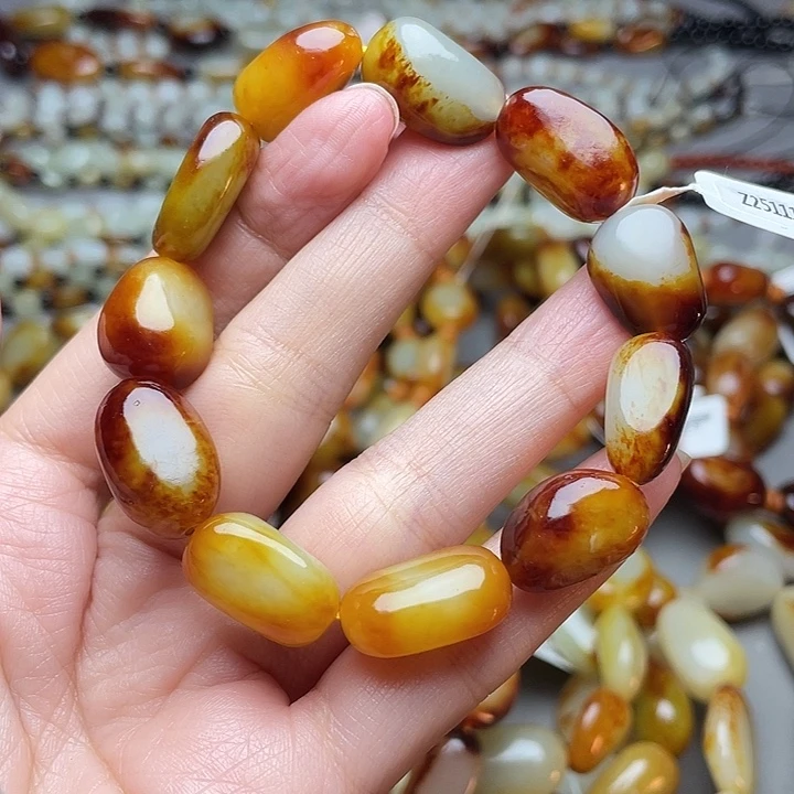 和田玉未镶嵌手链