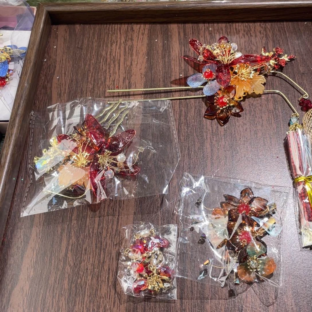 混合材质新娘头饰默认微瑕不退换