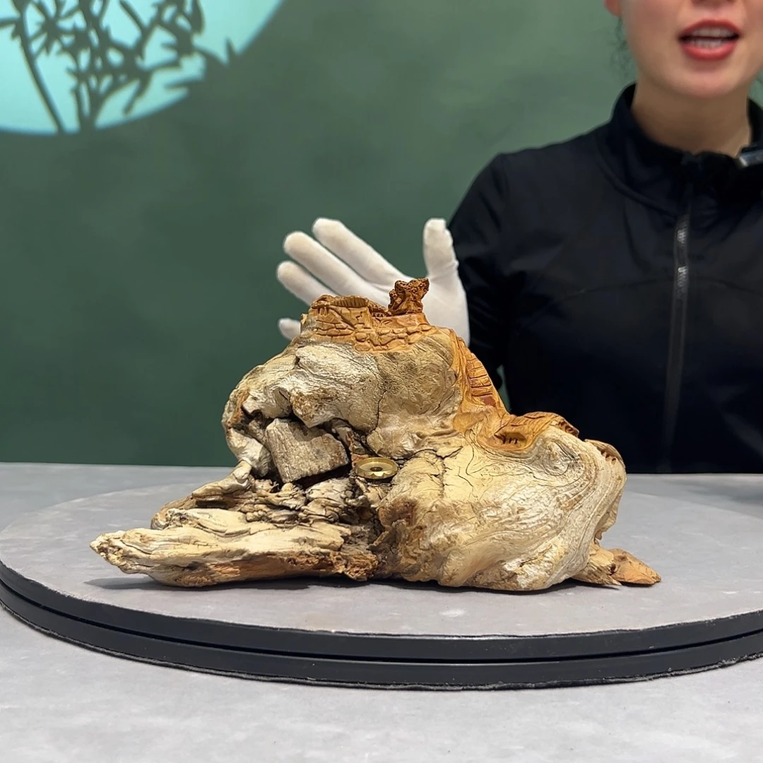 柏木（崖柏）倒流香