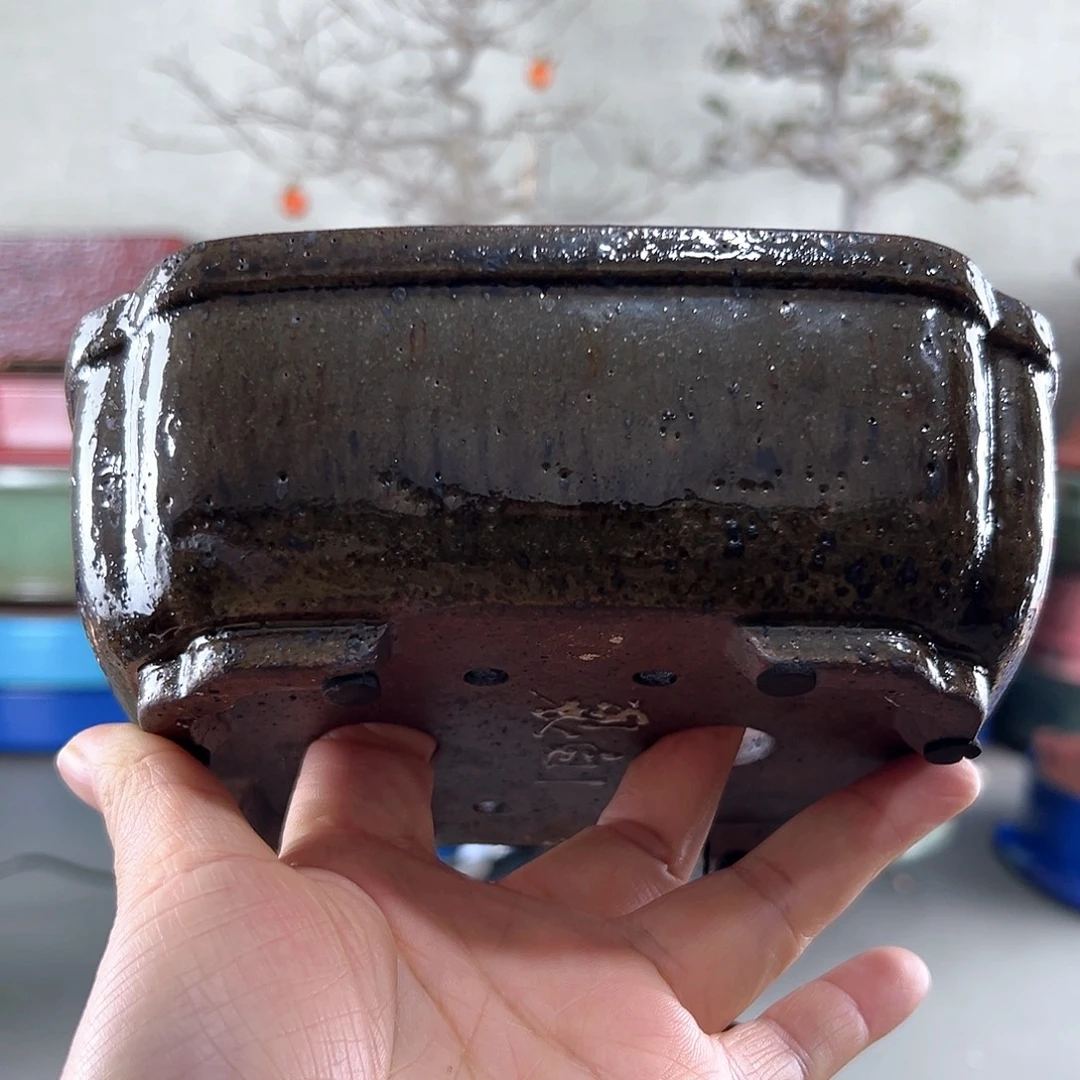 大正微瑕花盆一只16.8*14.2*6.5