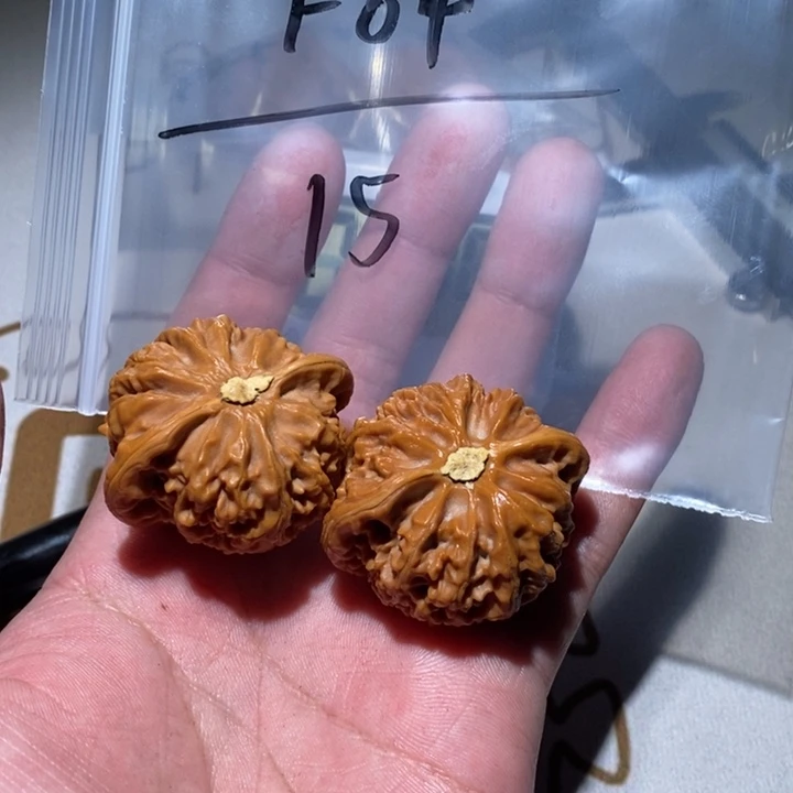 *****吊坠文玩核桃核桃