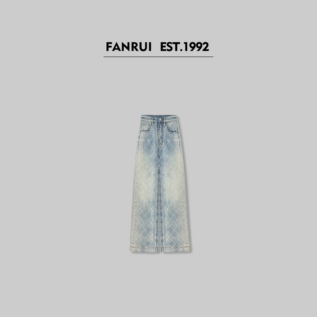 FANRUI/泛芮「巴黎旧港」水洗棉满钻拉毛设计感直筒牛仔裤B15039