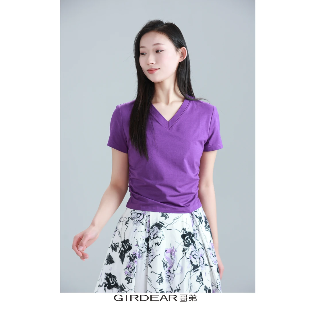 GIRDEAR/哥弟「瘦瘦T」夏日修身百搭亲肤V领显瘦收腰短袖T恤1300888