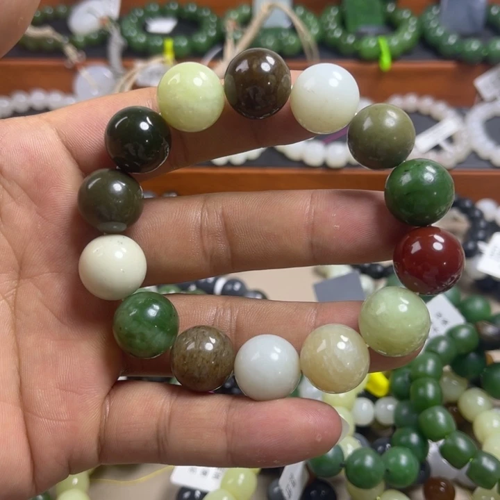 和田玉未镶嵌手串