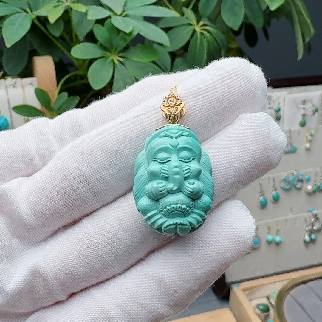 绿松石未镶嵌颈饰吊坠